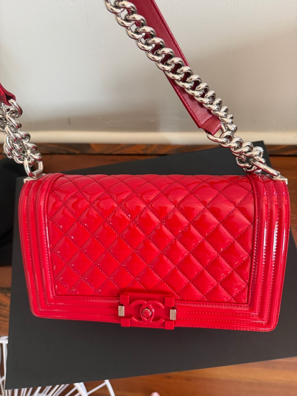 CHANEL Excellent Pre-Owned Red Quilted Patent Shoulder Bag with Silver Hardware